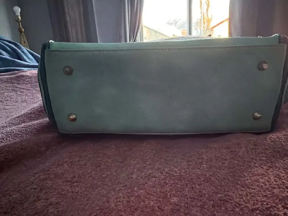 Cowgirl Trendy Western Turquoise Studded Concho Shoulder Bag